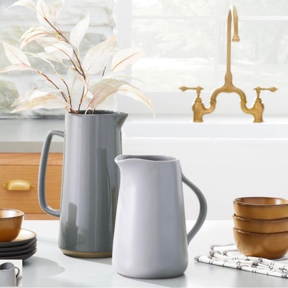 Medium Matte Stoneware Gray Pitcher - Picture 6 of 7